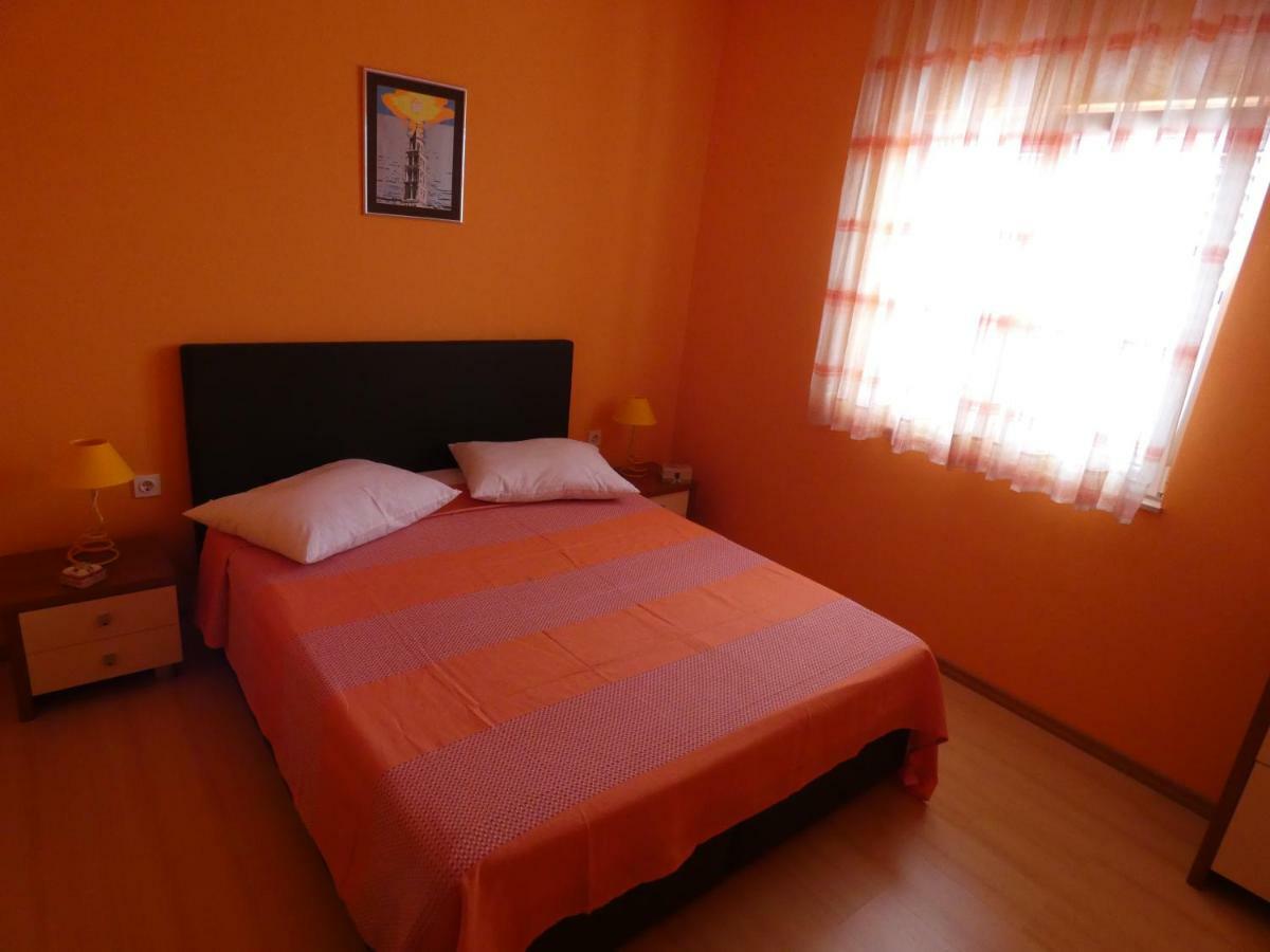 Apartmani Saric Rogoznica Zečevo Exteriör bild