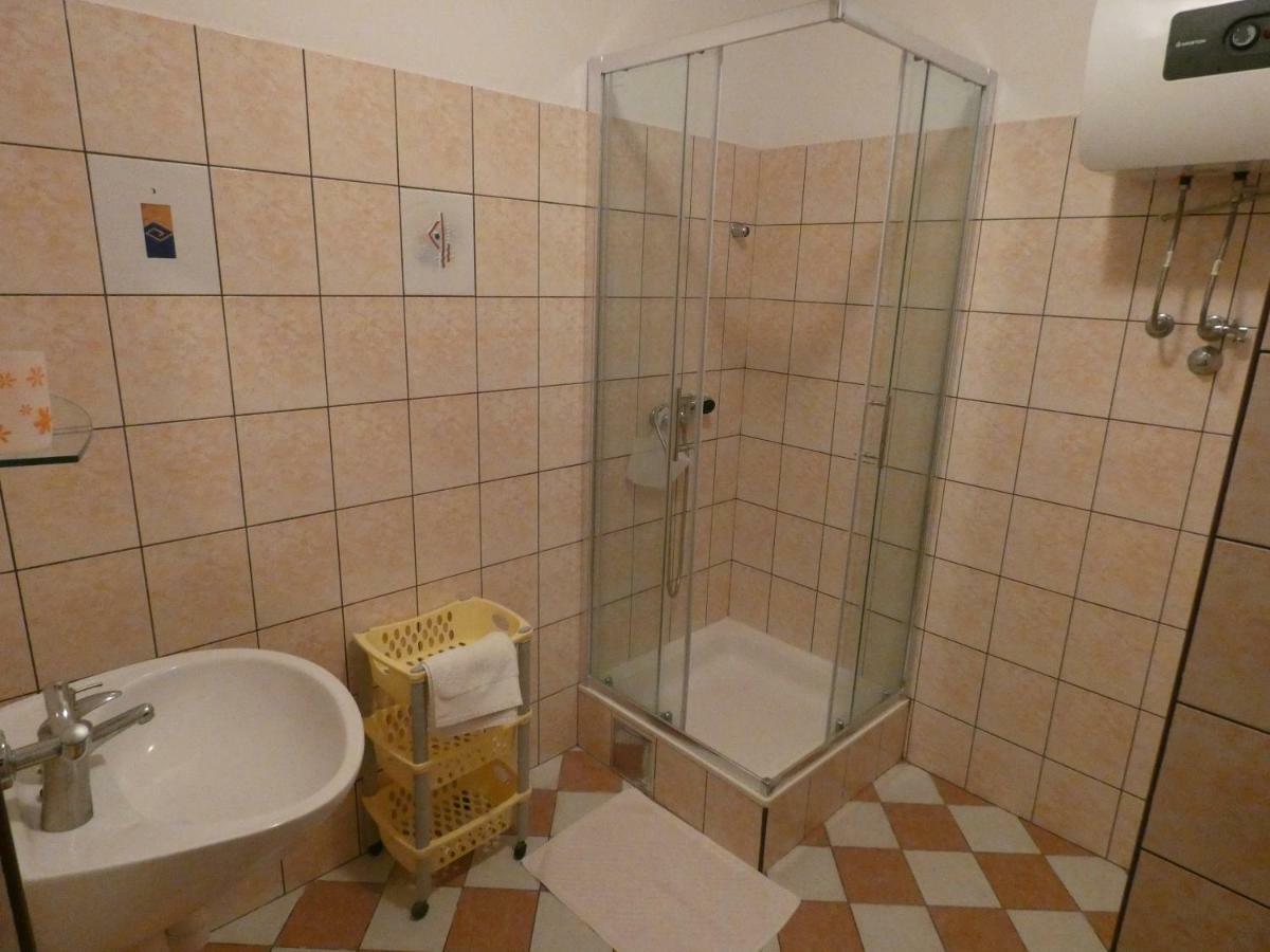 Apartmani Saric Rogoznica Zečevo Exteriör bild