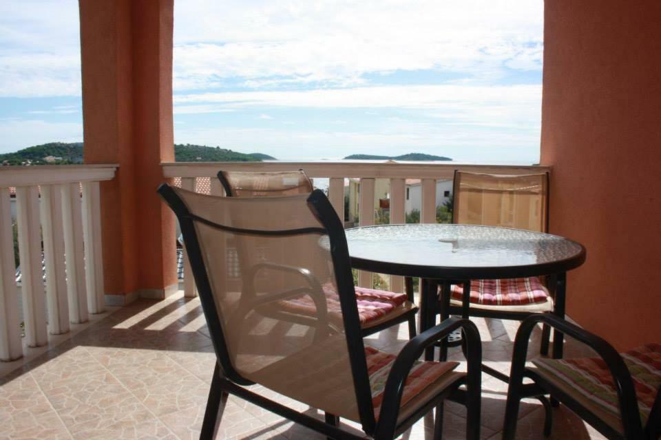 Apartmani Saric Rogoznica Zečevo Exteriör bild