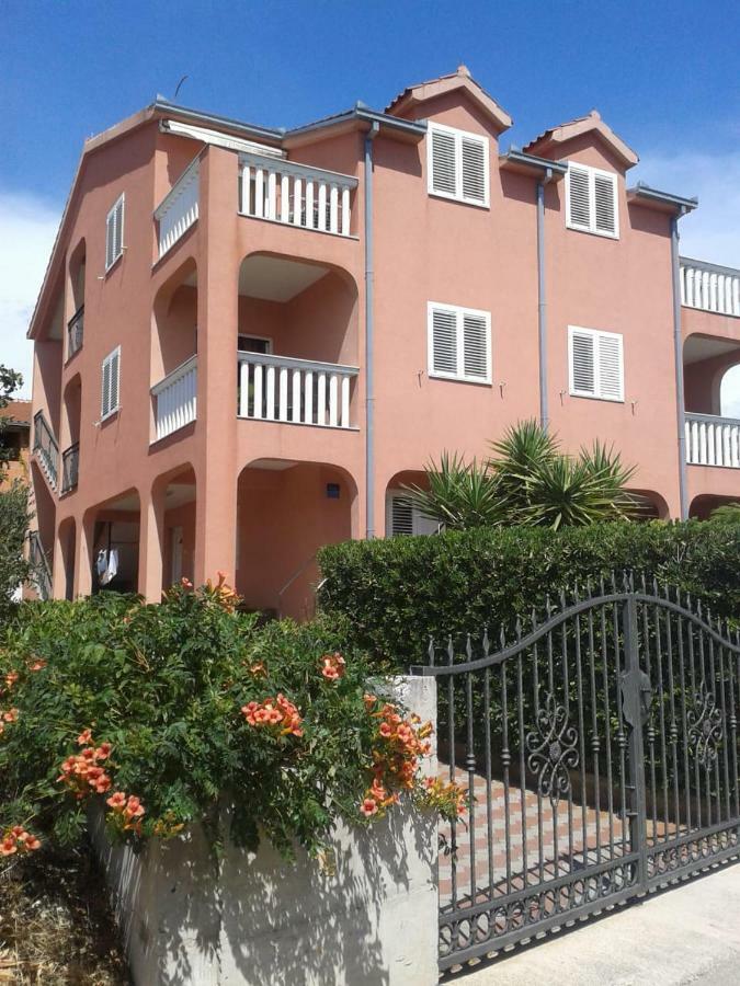 Apartmani Saric Rogoznica Zečevo Exteriör bild